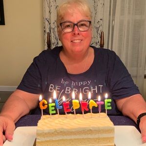 Meet your Posher, Pamela